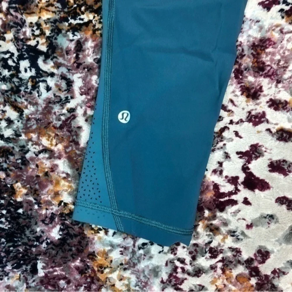 NWOT | lululemon | Blue Leggings